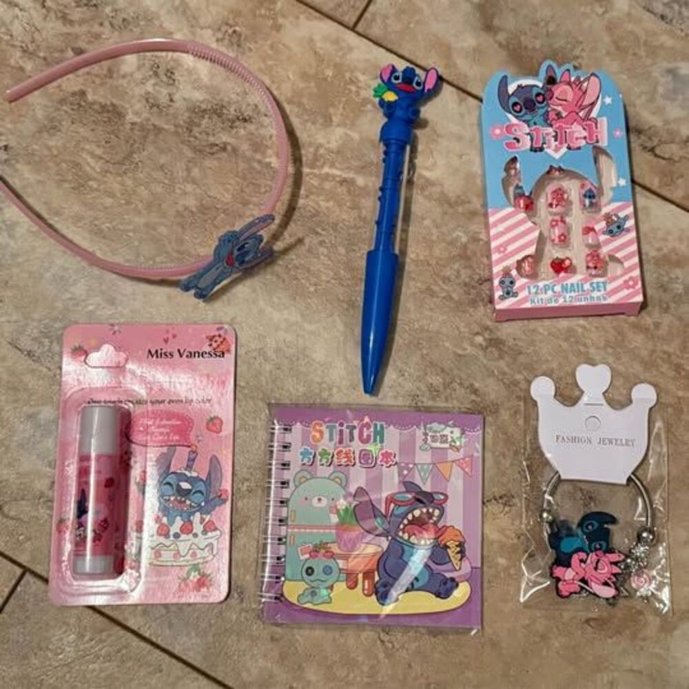 Lilo and Stitch Girls Lot